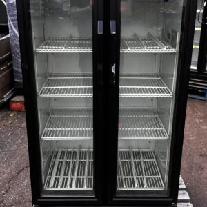 True Refrigeration GDM-30-LD (pssid:  TRUE BEV-BLK-3)